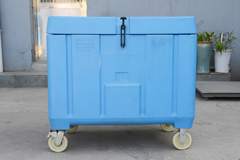 如何选择合适的干冰保温箱作为国际冷链运输包装箱？